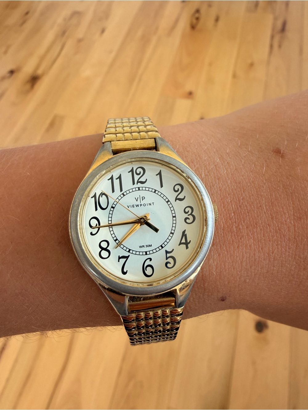 Gold-Tone Men’s Watch with White Dial